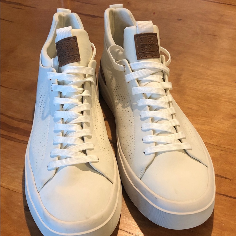 Steve Madden White Low-Top Sneakers with Brown Heel Tab - Picture 4 of 8